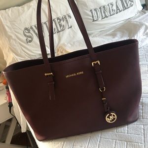 MICHAEL KORS Large Burgundy Leather Tote Bag
